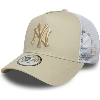 Beżowo-biała czapka trucker z beżowym logo A Frame League Essential New York Yankees MLB od New Era
