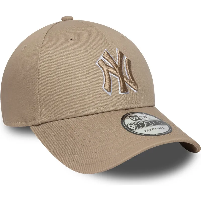 jasnobrazowa-regulowana-czapka-z-zakrzywionym-daszkiem-z-brazowym-logo-9forty-outline-new-york-yankees-mlb-new-era
