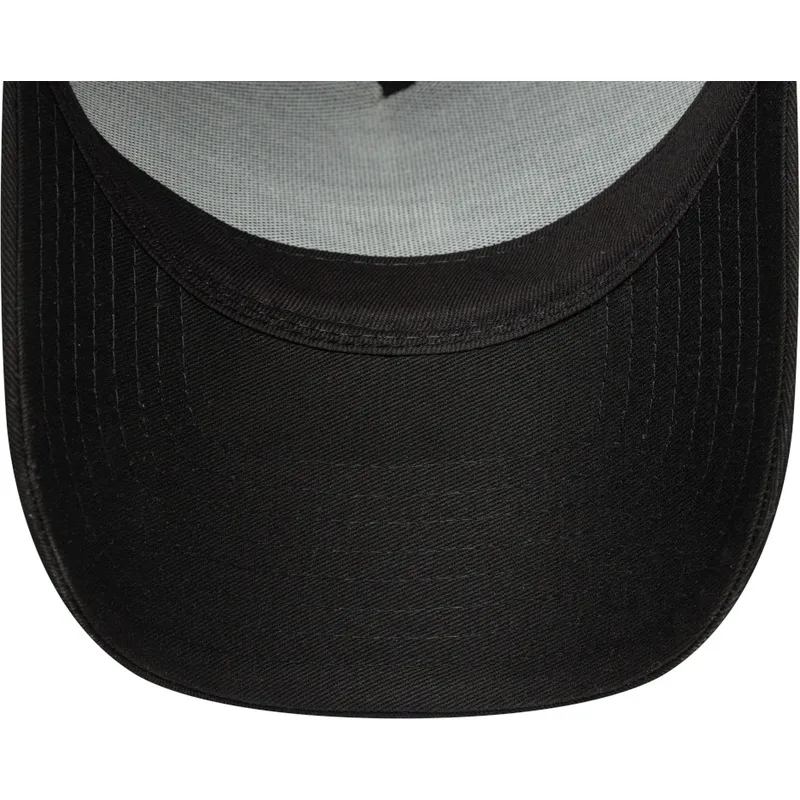 czarna-czapka-z-zakrzywionym-daszkiem-snapback-e-frame-essential-chicago-bulls-nba-new-era