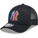 czapka-trucker-czarna-9forty-m-crown-a-frame-gradient-raceway-new-york-yankees-mlb-new-era