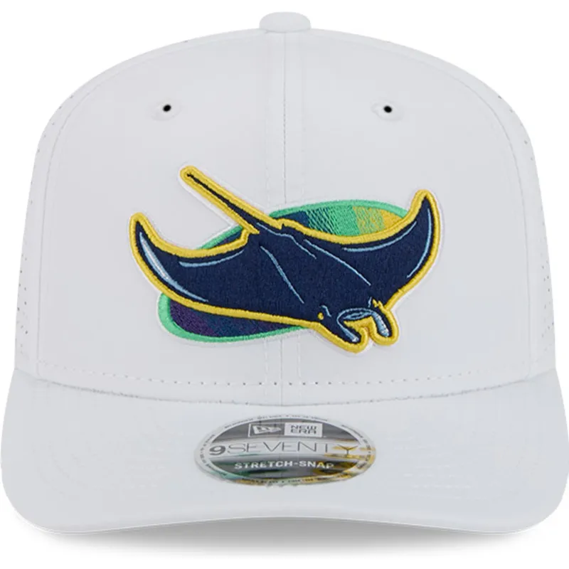 czapka-trucker-biala-9seventy-perf-spring-training-fan-pack-2025-tampa-bay-rays-mlb-new-era