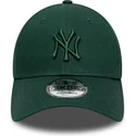 zielona-zakrzywiona-czapka-z-regulacja-i-zielonym-logo-9forty-colour-pack-new-york-yankees-mlb-od-new-era