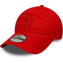 czerwona-zakrzywiona-czapka-z-regulacja-i-czerwonym-logo-9twenty-colour-pack-new-york-yankees-mlb-od-new-era