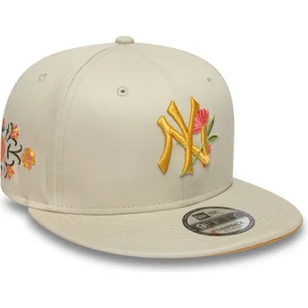 Beżowa czapka z daszkiem snapback 9FIFTY Floral New York Yankees MLB od New Era
