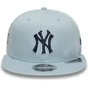 niebieska-czapka-z-daszkiem-snapback-z-granatowym-logo-9fifty-original-fit-world-series-new-york-yankees-mlb-od-new-era