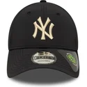 czarna-zakrzywiona-czapka-regulowana-z-bezowym-logo-9forty-recycled-new-york-yankees-mlb-new-era