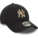 czarna-regulowana-czapka-z-daszkiem-z-bezowym-logo-9forty-recycled-new-york-yankees-mlb-od-new-era