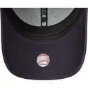 regulowana-granatowa-czapka-z-zakrzywionym-daszkiem-z-granatowym-logo-9forty-team-outline-new-york-yankees-mlb-od-new-era
