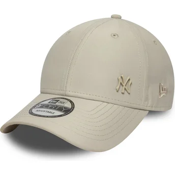 Beżowa zakrzywiona czapka regulowana 9FORTY Tonal Flawless New York Yankees MLB od New Era