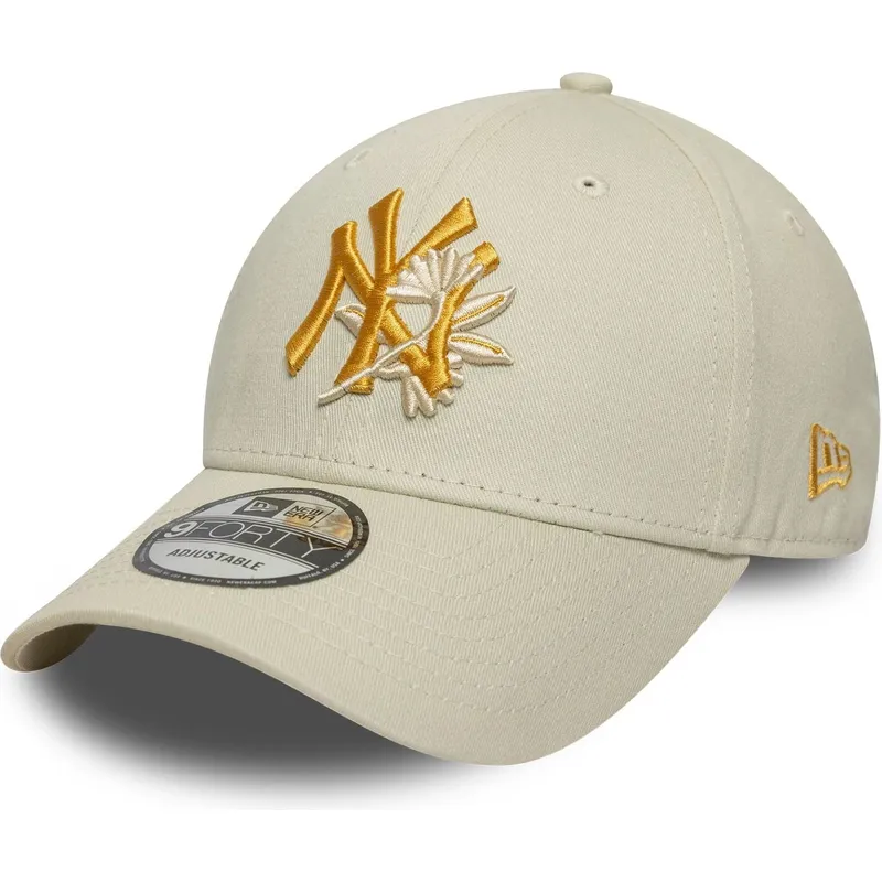 bezowa-regulowana-czapka-z-zakrzywionym-daszkiem-z-zoltym-logo-9forty-floral-icon-new-york-yankees-mlb-new-era