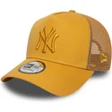 zolta-czapka-trucker-z-zoltym-logo-a-frame-league-essential-new-york-yankees-mlb-od-new-era