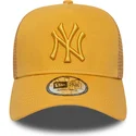 czapka-trucker-zolta-z-zoltym-logo-a-frame-league-essential-new-york-yankees-mlb-new-era