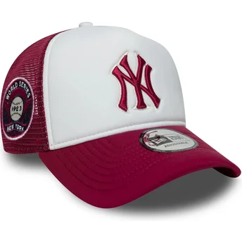 Biała i czerwona czapka trucker z czerwonym logo E Frame World Series New York Yankees MLB od New Era