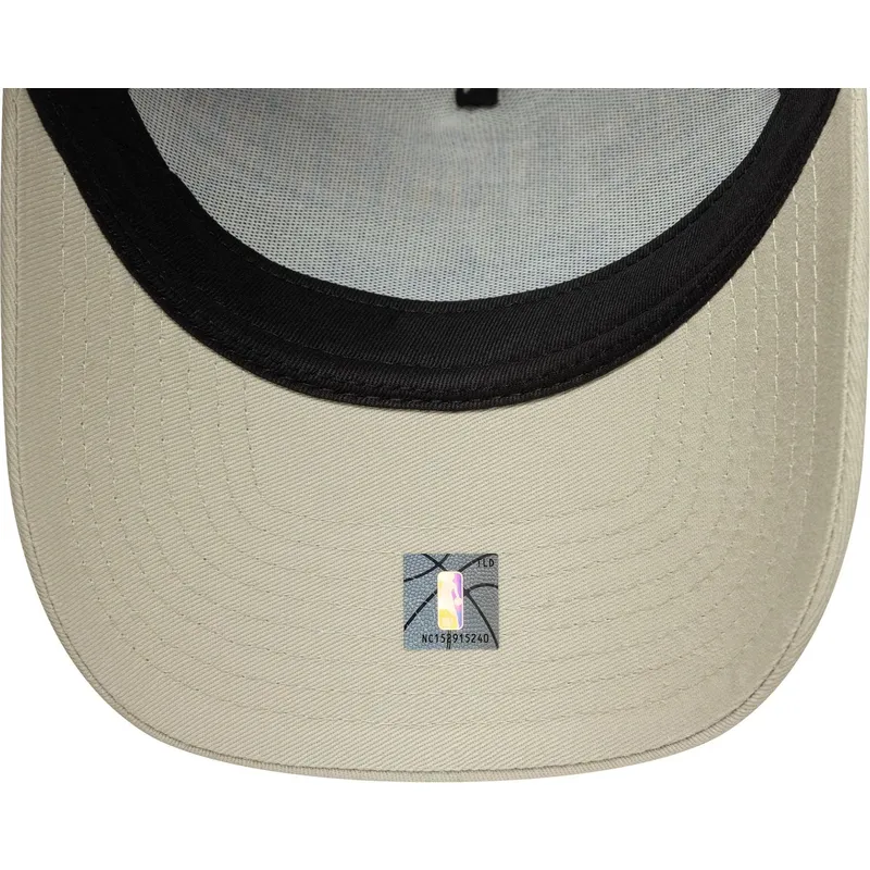 czapka-trucker-bezowa-i-fioletowa-e-frame-script-los-angeles-lakers-nba-new-era