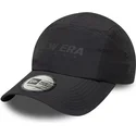 czarna-zakrzywiona-czapka-regulowana-runner-tech-new-era