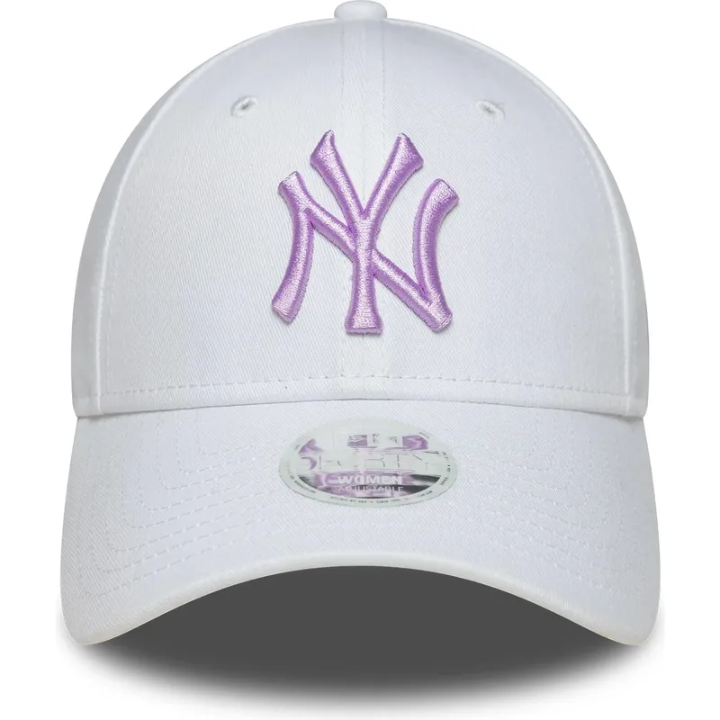 biala-regulowana-czapka-z-zakrzywionym-daszkiem-dla-kobiet-z-fioletowym-logo-9forty-league-essential-new-york-yankees-mlb-new-er