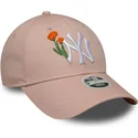 rozowa-damska-czapka-z-zakrzywionym-daszkiem-9forty-beaded-new-york-yankees-mlb-marki-new-era