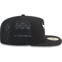 czarna-dopasowana-czapka-z-plaskim-daszkiem-59fifty-day-a-frame-chicago-bulls-nba-new-era