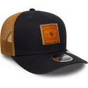 granatowo-brazowa-czapka-trucker-9seventy-stretch-snap-z-wytloczonym-logo-new-york-yankees-mlb-od-new-era