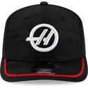czarna-zakrzywiona-czapka-snapback-9seventy-stretch-snap-camo-zespolu-haas-f1-team-formula-1-od-new-era