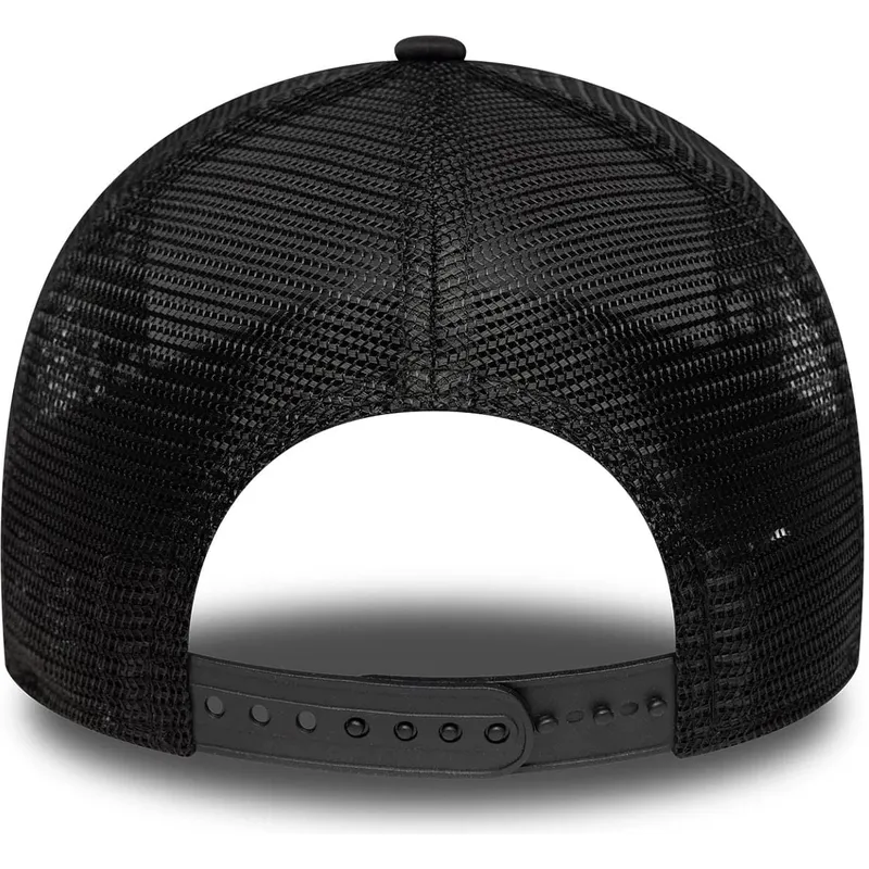 czapka-trucker-czarna-a-frame-graphic-patch-new-era