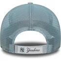 czapka-trucker-niebieska-regulowana-z-logo-granatowym-9forty-homefield-new-york-yankees-mlb-new-era