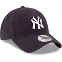 regulowana-granatowa-czapka-z-zakrzywionym-daszkiem-9twenty-core-classic-new-york-yankees-mlb-od-new-era