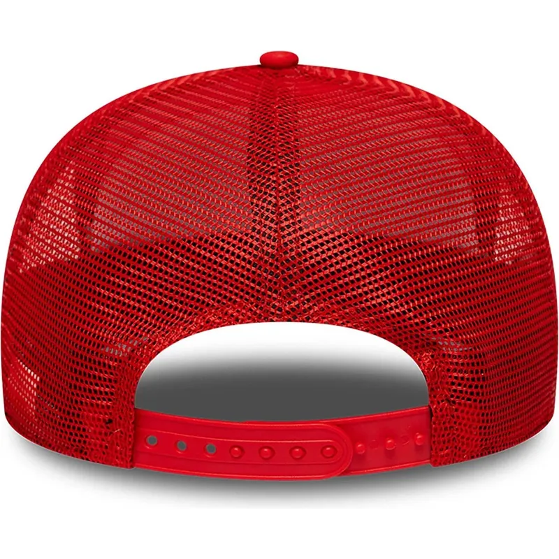 czerwona-plaska-czapka-trucker-golfer-international-series-games-2024-kansas-city-chiefs-nfl-new-era