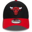 czarna-i-czerwona-regulowana-czapka-z-daszkiem-9forty-side-patch-chicago-bulls-nba-od-new-era
