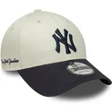 bezowo-granatowa-regulowana-czapka-z-daszkiem-9forty-side-script-new-york-yankees-mlb-od-new-era