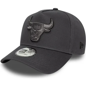 Szara czapka z daszkiem snapback z szarym logo E Frame Tonal Outline Chicago Bulls NBA od New Era