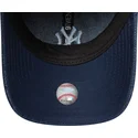 regulowana-granatowa-czapka-z-daszkiem-dla-kobiet-9twenty-denim-new-york-yankees-mlb-od-new-era