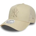 bezowa-czapka-trucker-damska-a-frame-league-essential-new-york-yankees-mlb-od-new-era