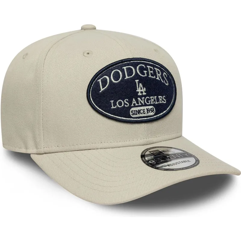 bezowa-czapka-z-zakrzywionym-daszkiem-snapback-9seventy-stretch-snap-patch-los-angeles-dodgers-mlb-new-era