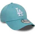 jasnoniebieska-regulowana-czapka-z-zakrzywionym-daszkiem-9forty-league-essential-los-angeles-dodgers-mlb-od-new-era