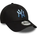 czarna-regulowana-czapka-z-zakrzywionym-daszkiem-z-niebieskim-logo-9forty-ombre-infill-new-york-yankees-mlb-new-era