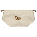 bezowa-czapka-z-zakrzywionym-daszkiem-regulowana-z-brazowym-logo-9twenty-leather-new-york-yankees-mlb-od-new-era