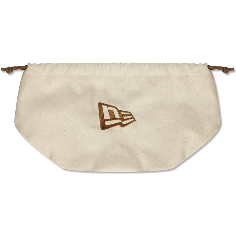 czapka-z-daszkiem-czarna-regulowana-9twenty-leather-new-york-yankees-mlb-new-era