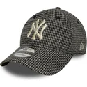 czapka-z-zakrzywionym-daszkiem-czarna-regulowana-9twenty-houndstooth-new-york-yankees-mlb-new-era