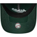 zielona-zakrzywiona-regulowana-czapka-9twenty-contrast-stitch-oakland-athletics-mlb-new-era