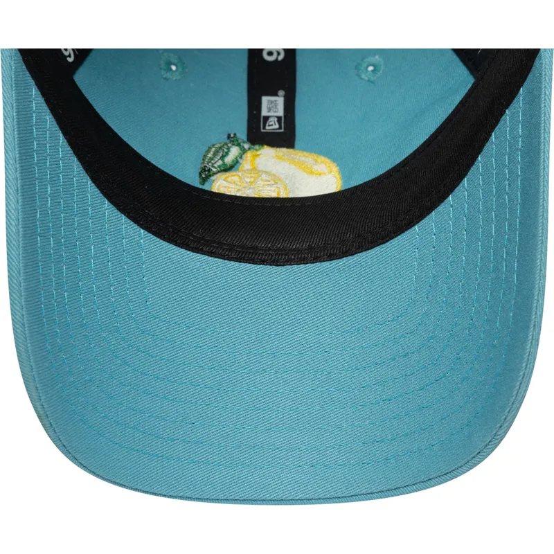 niebieska-regulowana-czapka-z-zakrzywionym-daszkiem-dla-kobiet-9twenty-phrase-profumo-d-estate-new-era