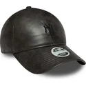 czarna-zakrzywiona-regulowana-czapka-dla-kobiet-z-czarnym-logo-9twenty-tonal-new-york-yankees-mlb-od-new-era