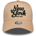 rozowa-czapka-trucker-damska-a-frame-city-new-york-new-era
