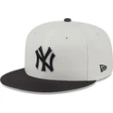 bezowo-czarna-dopasowana-czapka-z-daszkiem-59fifty-clr-dvlp-new-york-yankees-mlb-od-new-era