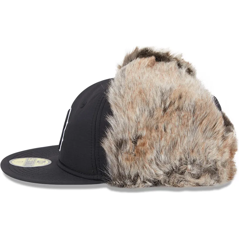 czarna-dopasowana-czapka-z-daszkiem-59fifty-winter-dog-ear-boston-red-sox-mlb-new-era