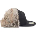 czarna-dopasowana-czapka-z-daszkiem-59fifty-winter-dog-ear-chicago-white-sox-mlb-marki-new-era