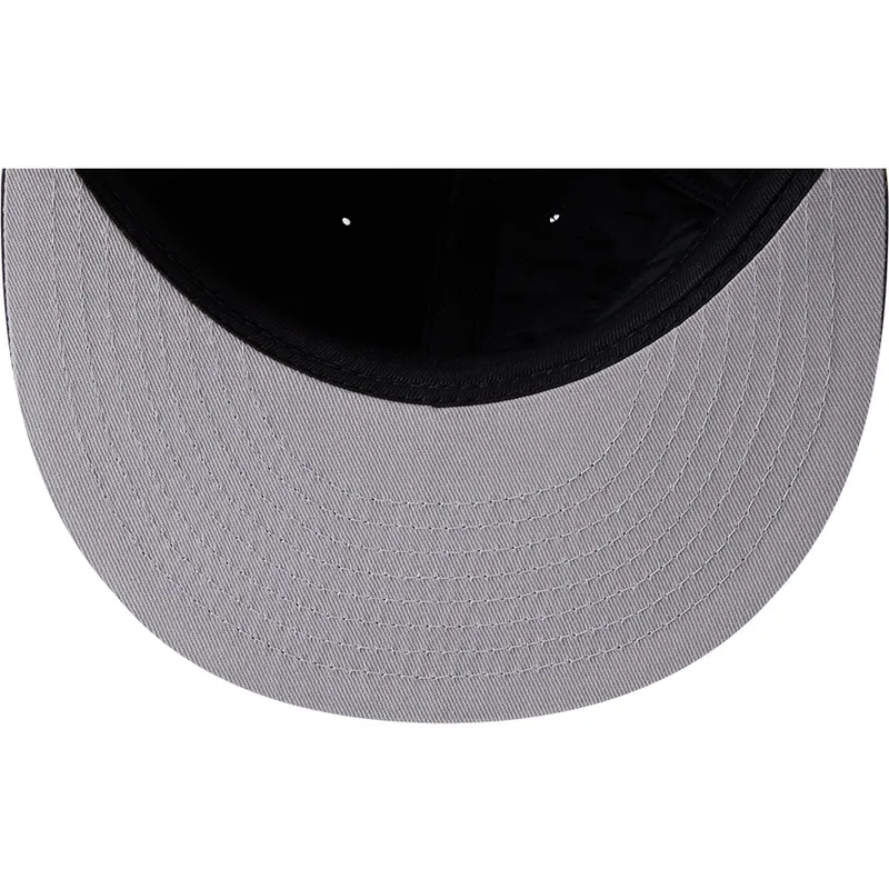 czarna-dopasowana-czapka-z-daszkiem-59fifty-winter-dog-ear-new-york-yankees-mlb-new-era