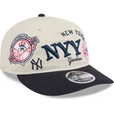 bezowa-i-granatowa-czapka-z-zakrzywionym-daszkiem-snapback-9fifty-retro-crown-scatter-new-york-yankees-mlb-new-era