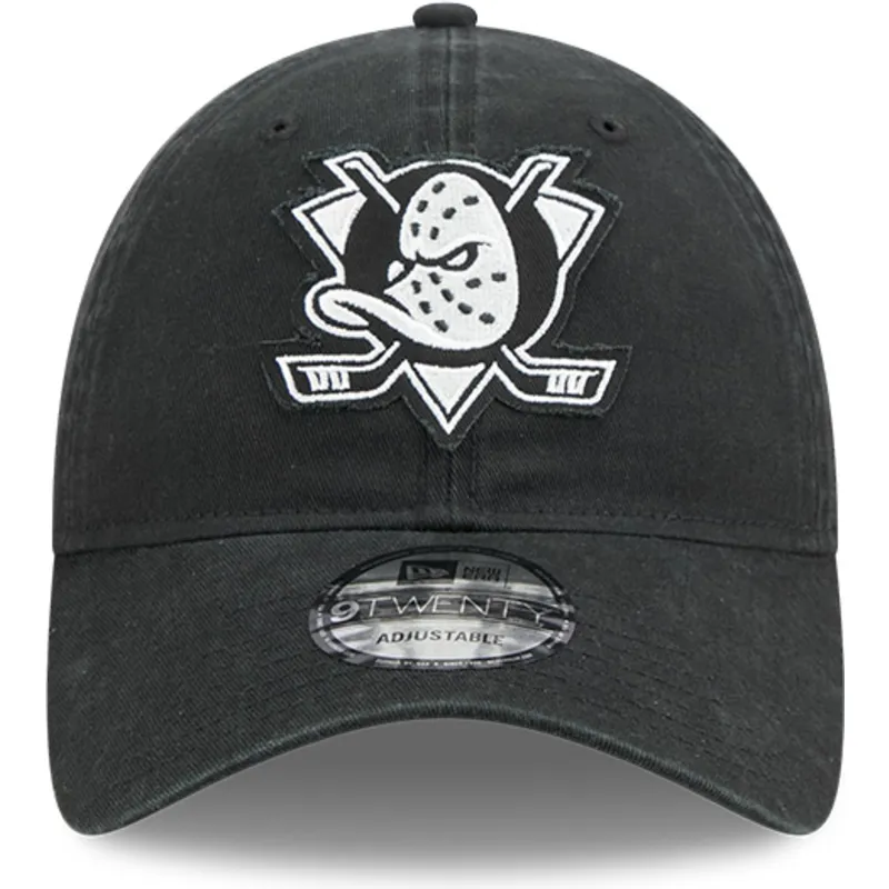 czarna-regulowana-czapka-z-zakrzywionym-daszkiem-9twenty-stamp-anaheim-ducks-nhl-new-era