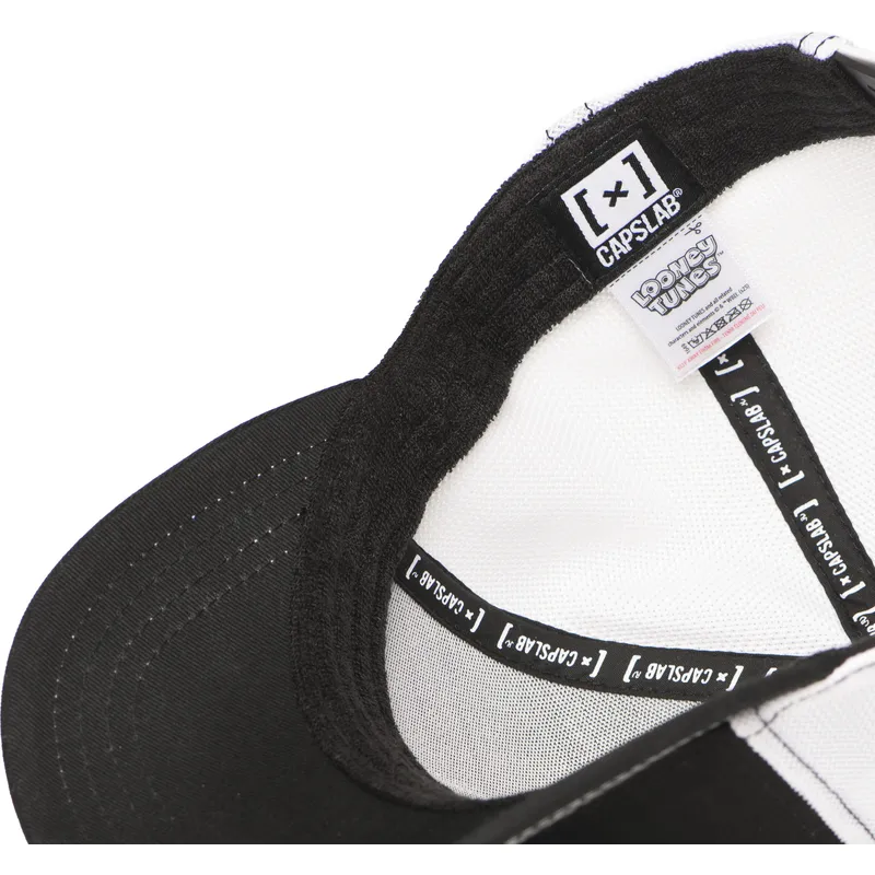 czapka-trucker-czarno-biala-bugs-bunny-loo12-bug-ct-looney-tunes-od-capslab